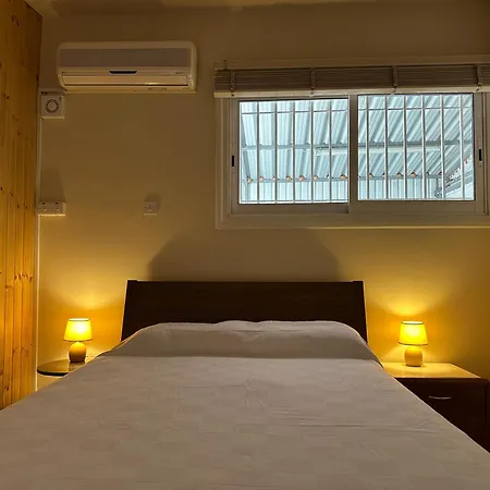 Lejlighed White House With Garden And Bbq In Strovolos Nicosia