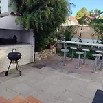 White House With Garden And Bbq In Strovolos 아파트 *
