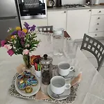 White House With Garden And Bbq In Strovolos
